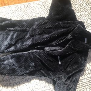 Soft black Columbia Jacket